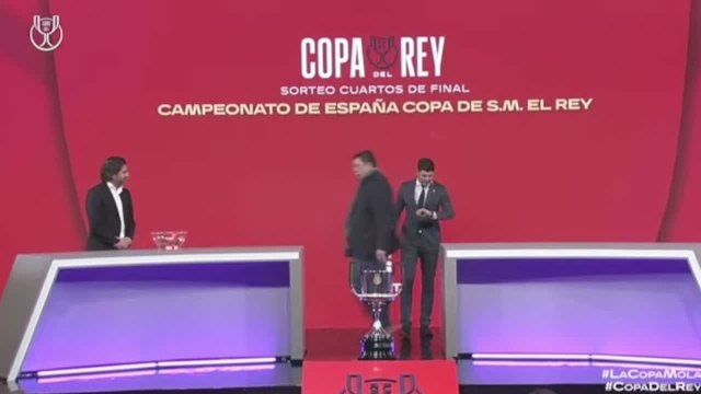 El troleo del Mono Burgos al Real Madrid en pleno sorteo de Copa