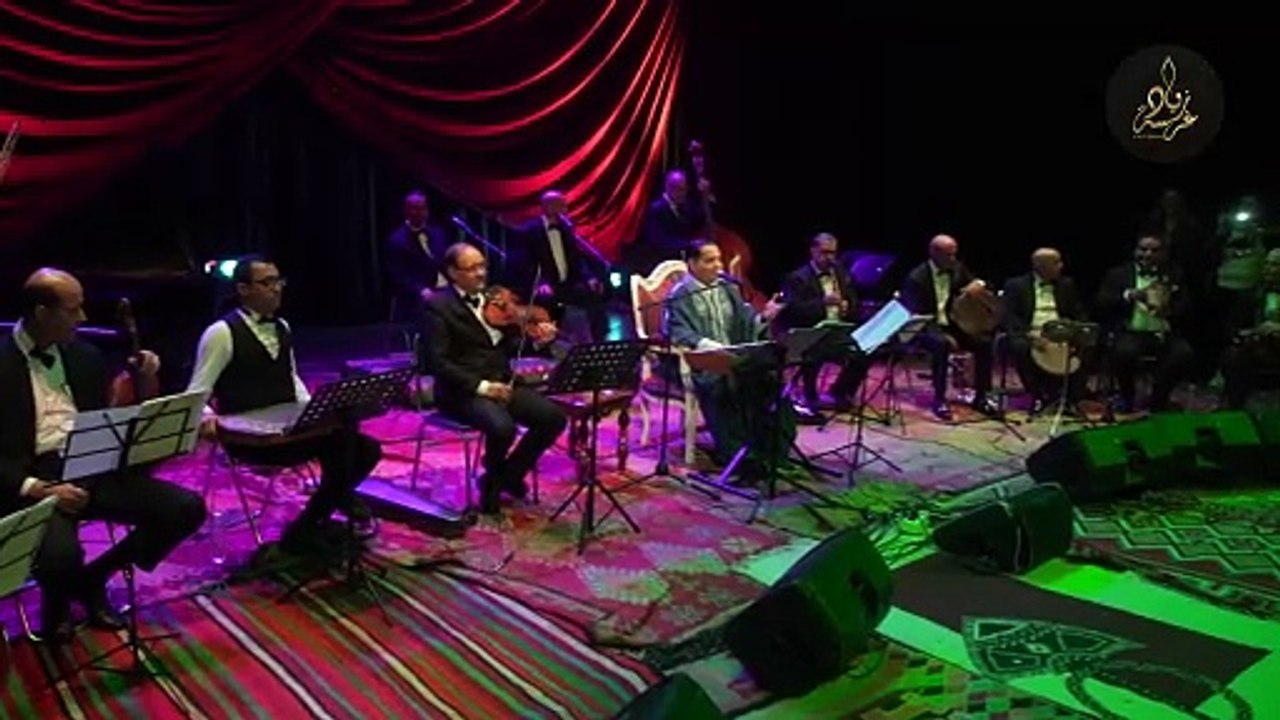 Zied Gharsa rakba el khayali  El Arbia  زياد غرسة راكبة الخيالي العربية فيحفلة في المسرح البلدي