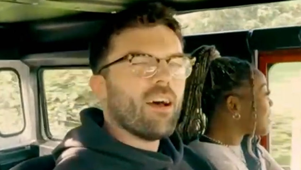 The Traitors’ Ross winks at camera as he tells contestants Diane is his mother in plain sight