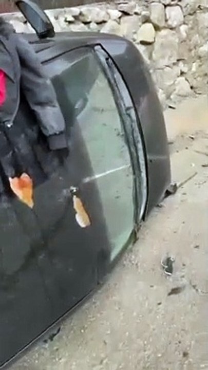 Sinop Boyabat yolunda korkutan kaza 2 yaralı