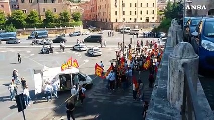 L'occupazione cresce, ma l'Italia resta fra le peggiori dell'area Ocse