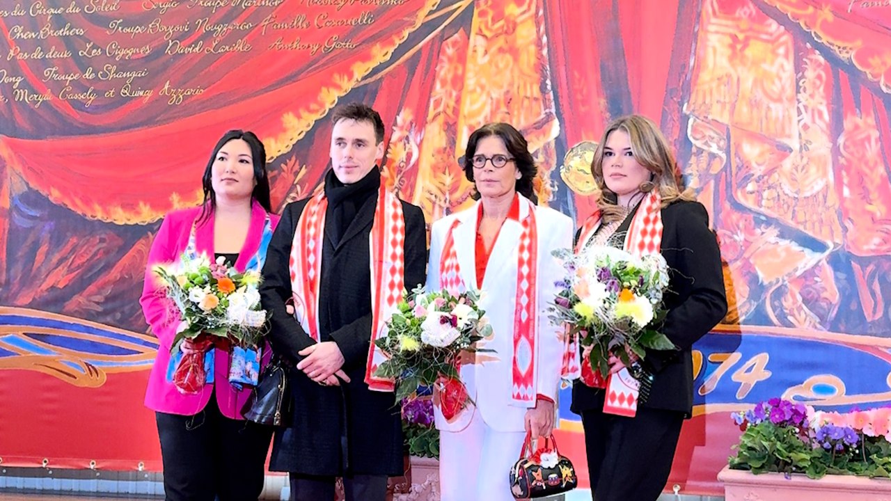 VIDÉO GALA - Stéphanie de Monaco : sortie remarquée pour la première du Festival du Cirque de Monte-Carlo