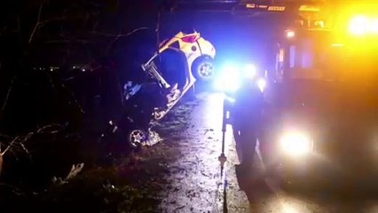 Télécharger la video: Incidente mortale a Cesena, morto un uomo di 30 anni. Video