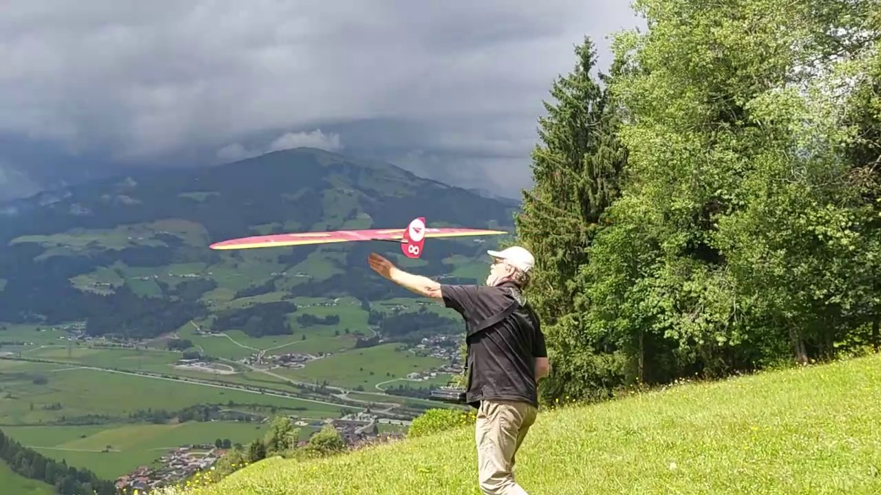NFROB, Nurflügel Hangflug beim Berghof