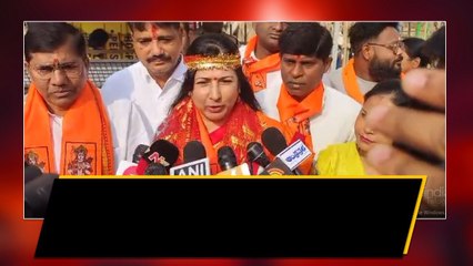 Charminar Bhagya Lakshmi గుడిని శుభ్రం చేసిన Kishan Reddy భార్య Kavya Reddy | Telugu Oneindia