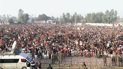 شیر آپ کا جوش اور جذبہ دیکھ کر بھاگ نا جاۓ