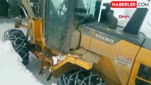 Bitlis'te Kar Yağışı Sonrası Kapalı Olan 265 Köy Yolu Ulaşıma Açıldı
