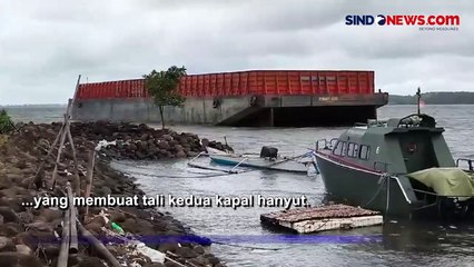 Akibat Terjangan Badai dan Gelombang Tinggi, 2 Kapal Tongkang Hanyut