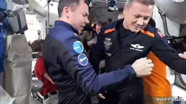 Spazio, l'equipaggio della missione AX-3 sulla Stazione Spaziale Internazionale