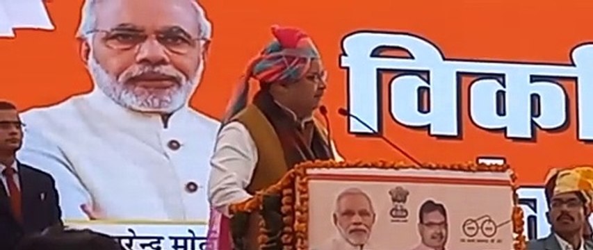 मुख्यमंत्री भजनलाल शर्मा ने किया प्रदर्शनी का अवलोकन, योजनाओं के लाभान्वितों को किया सम्मानित