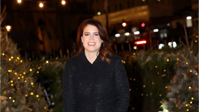 GALA VIDEO - Eugenie d’York somptueuse : la petite-fille d’Elizabeth II opte pour un total look noir au défilé Dior x Kim Jones