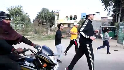 मैराथन: प्रतिभागियों के साथ दौड़े डॉ.किरोड़ी