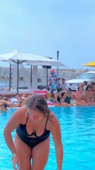 COMMENT REDONNER LE SOURIRE AUX GENS 