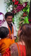 Shahrukh Khan praying for his new movie