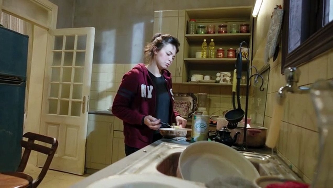 مسلسل خط ساخن حلقة 28  حسين فهمى و سلاف فواخرجى