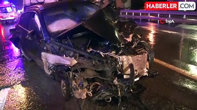 Maltepe'de 4 aracın karıştığı kaza: 4 kişi yaralandı