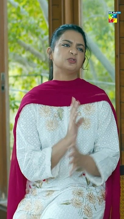 Kash Mein Sari Baat Sun Leti..!! Ishq Murshid #shortsfeed #viral  #shorts #humtv #pakistanidrama
