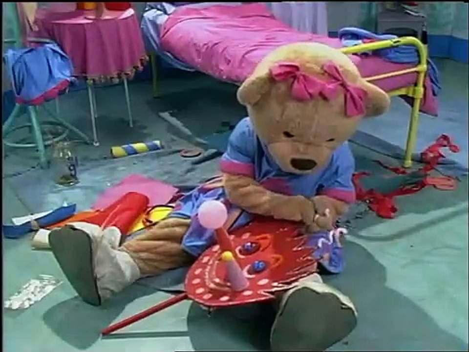 Bananas in Pyjamas - Ep. 45 - Boo! (2003)