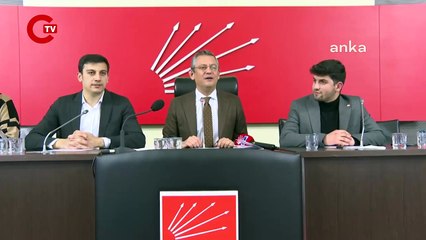 Özgür Özel gençlere seslendi: 'Burası baba evi!'