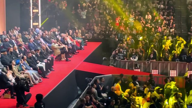 Vince McMahon inducts The Undertaker into 2022 Hall of Fame (Crowd Reaction)