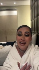 فستان ياسمين رئيس يضعها في ورطة خلال حفل Joy Awards وهكذا تغلبت عليها