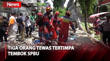 Tiga Orang Tewas akibat Tembok SPBU Roboh di Tebet Jaksel