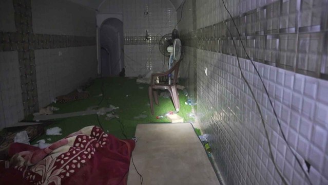 Entrada de los soldados israelíes en el túnel de Hamás