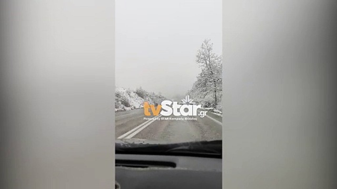 Χιόνια στον δρόμο προς τον Δομοκό
