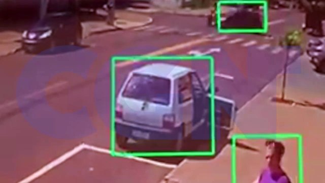 Câmera flagra acidente que deixou vítimas feridas na rua Xavantes