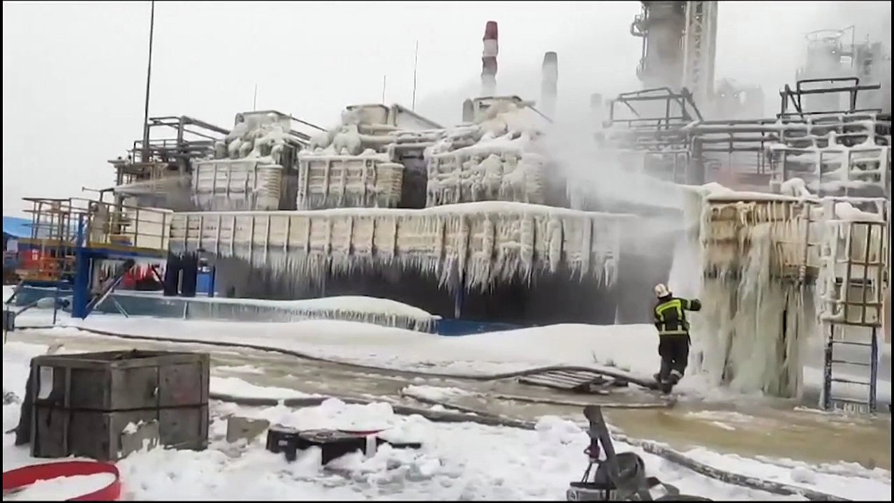 "Externer Faktor" Ursache für Brand in Gasterminal in Russland