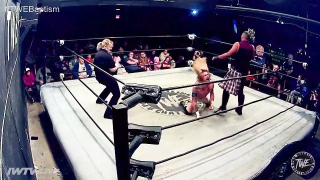 TWE - Barbed Wire Baptism 001