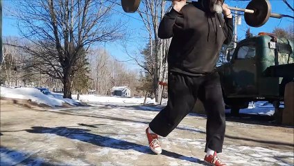 Walking Lunges 144⅓lb