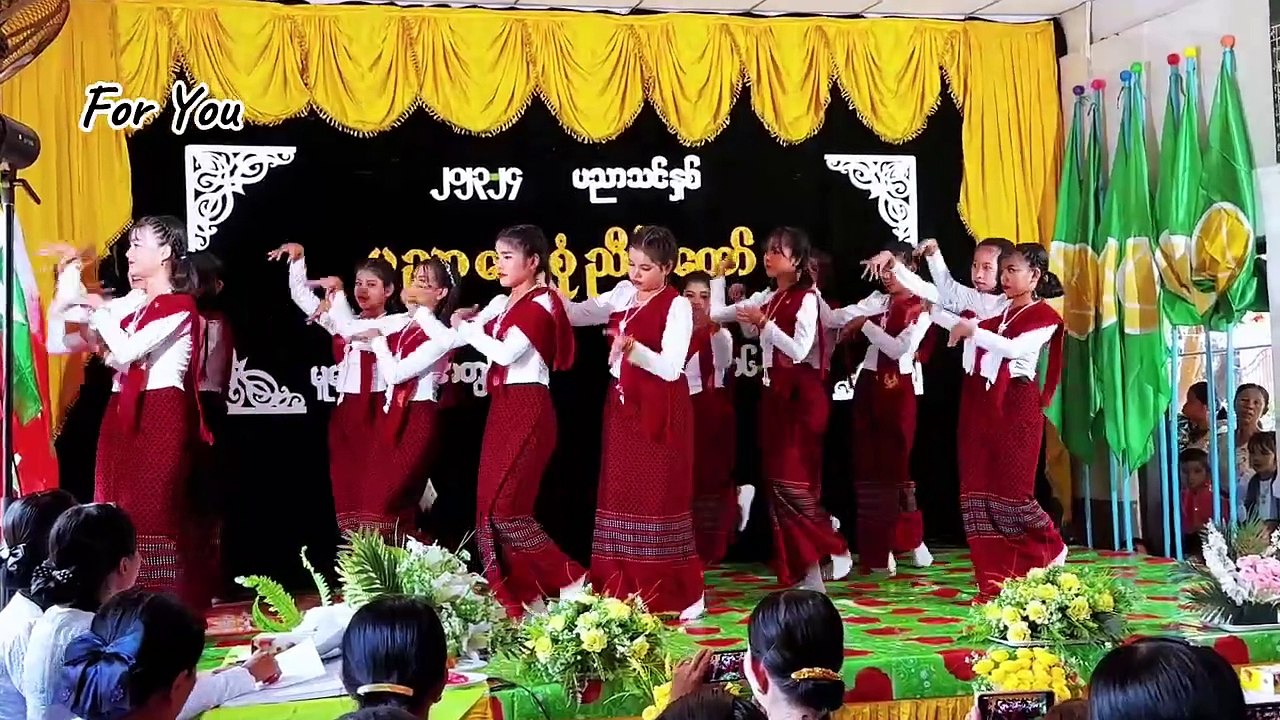 လှ်ေဒိၚ် (ဒွက်စရာဲဝုတ်မန် )  စုံညီပွဲတော်အက( Mon/Myanmar)