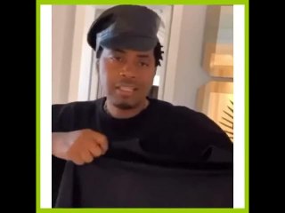 Nas Sends Colin Kaepernick A Jersey