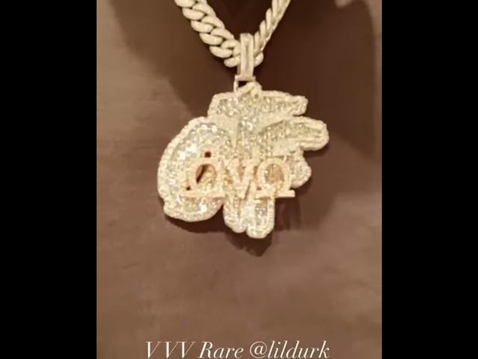 Watch: Drake shows off his OVO x OTF chain ⚡⚡⚡