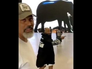 Watch: Jay-Z's BFF Biggs Pays Kanye a Visit