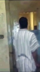 اجمل صوت سجين حزين يغني من داخل الزنزانة #سجن #ضيعت #ضيعت_سنيني