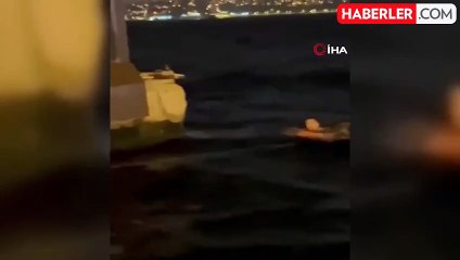 Download Video: İstanbul Boğazı'nda can pazarı! Vapurdan düşen şahsı, denize atlayan midyeci kurtardı