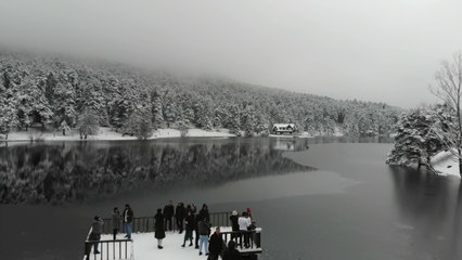 Yarıyıl tatili başladı! Gölcük Tabiat Parkı doldu taştı