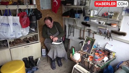 5 metrekarelik dükkanda dede mirası mesleğini sürdürüyor