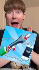 recharger son telephone avec une pile