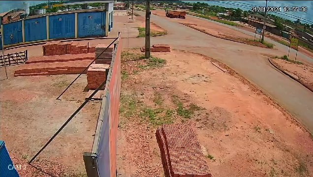 Motociclista escapa por poucos instantes da mor1e em Anapu