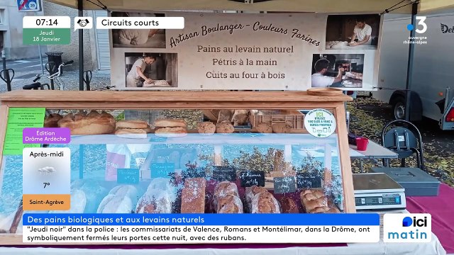 À Étables, Couleurs Farines , des pains aux levains naturels, pétris à la main et cuits au four à bois