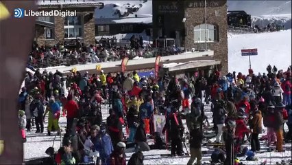Lleno total en Sierra Nevada en el día de la nieve