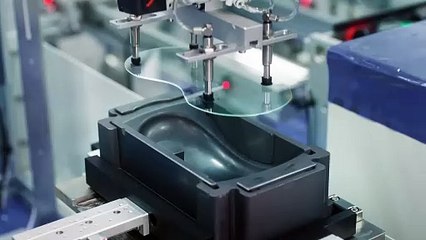 Apple mostra (ao detalhe) como fabrica o Vision Pro