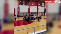 U16 Basketbol Maçında Yumruklu Kavga