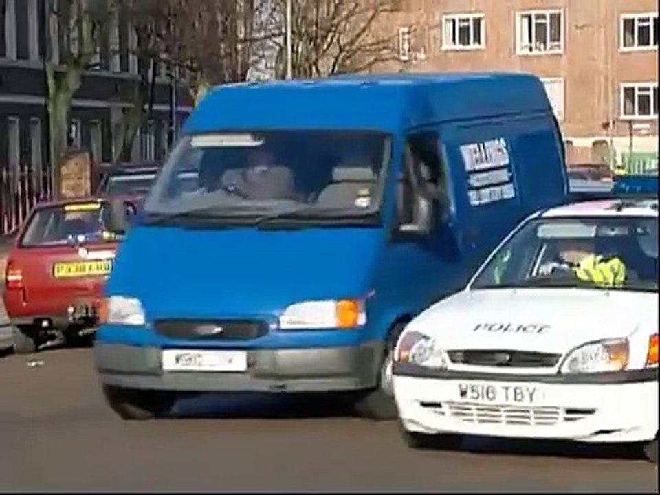 The Bill S18E35 Sitting Tenants