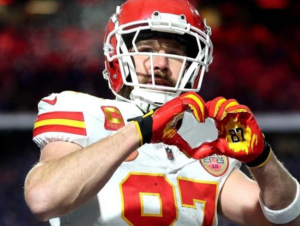 Travis Kelce zeigt Herz: Romantische Geste für Taylor Swift