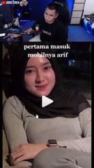 Reaction pertama kali bela masuk mobil arif