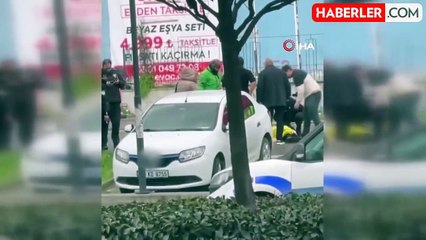 İstanbul'da bıçaklı saldırgan dehşeti: Sokak sokak gezip önüne geleni bıçakladı